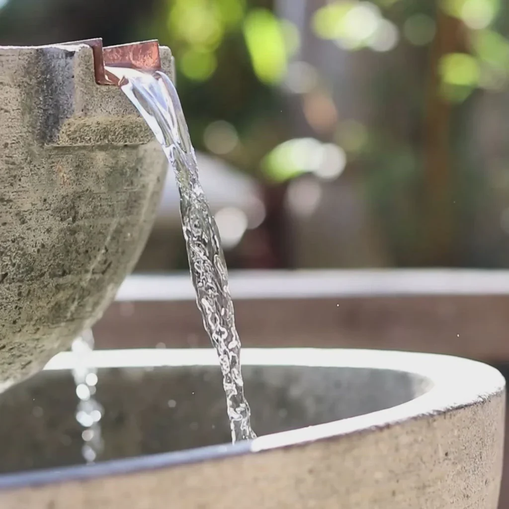 bề mặt bê tông sợi thủy tinh phủ sealer mờ chống ố nước lâu năm