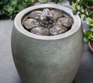 thác nước phong thuỷ tăng đánh giá trải nghiệm của khách