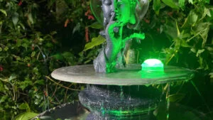 đặt mua đài phun nước để bàn cho studio ảnh sản phẩm