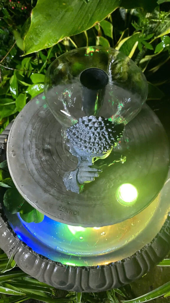 thác nước để bàn bơm êm tiếng nước nhỏ, ít tạp âm