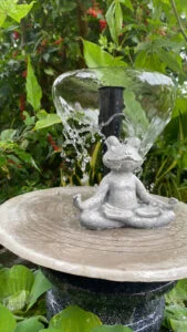 đài phun nước để bàn 3 chim classic thân thiện